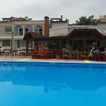 Bravo 1 - вичеви Апартамент Слънчев бряг