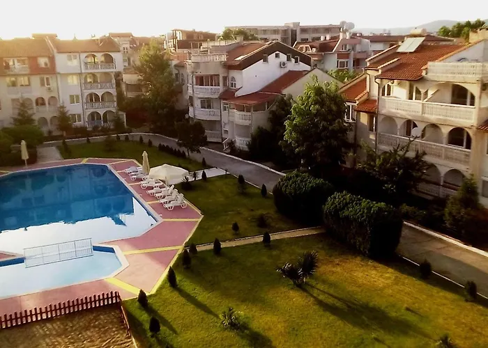 Bravo 1-vichevi Σάνι Μπιτς