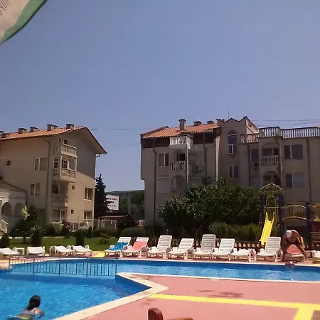 Bravo 1-vichevi ساني بيتش